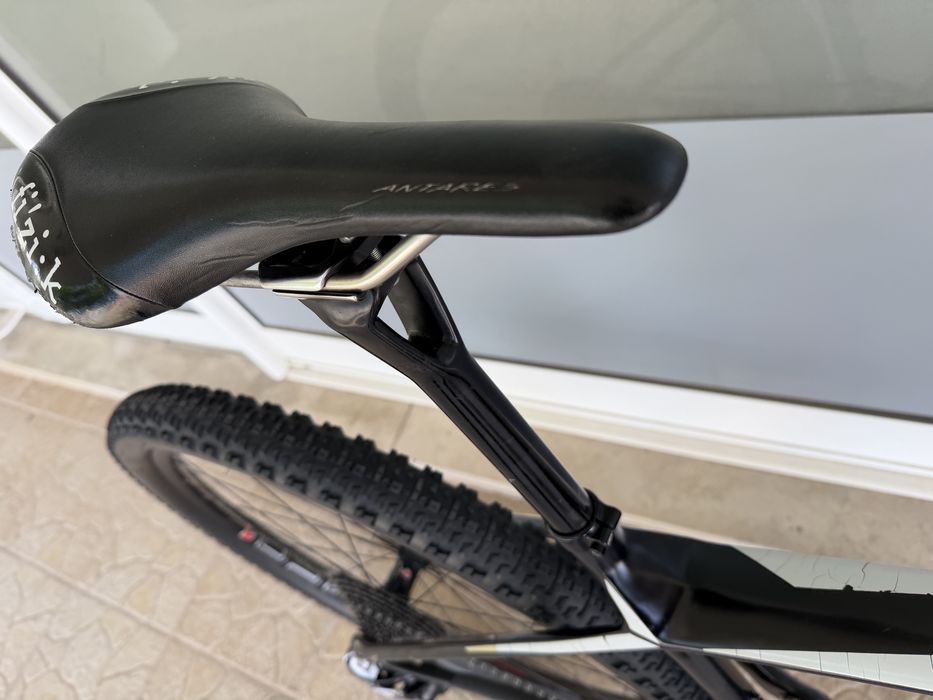 Bicicleta de BTT super equipada!!