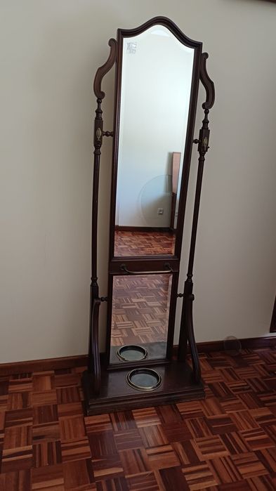 Espelho bengaleiro para entrada