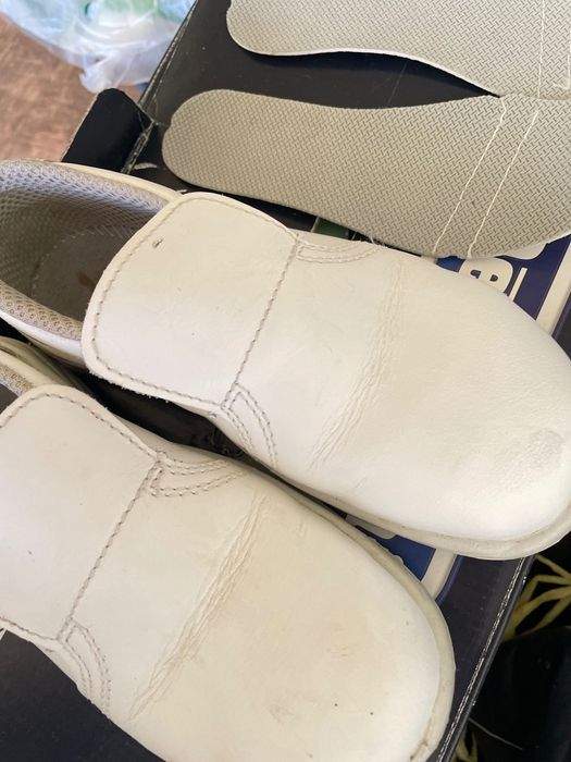 Buty robocze z metalowym noskiem