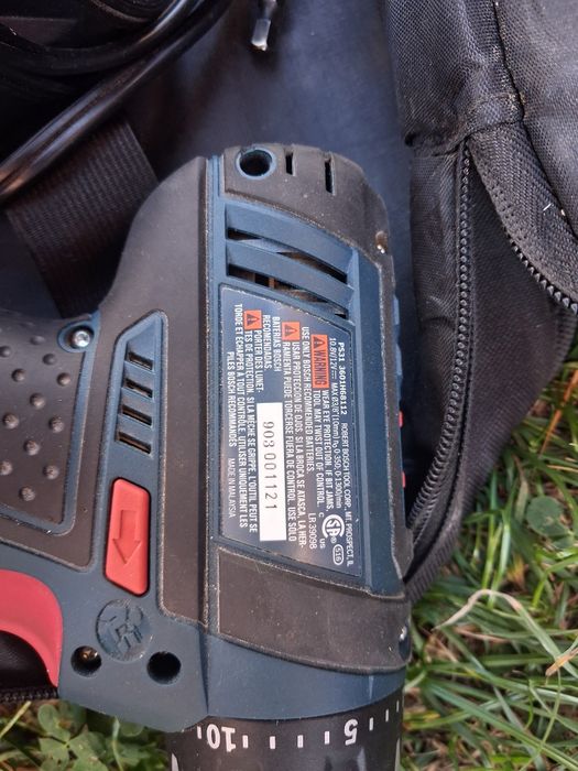 Шуруповерт Bosch 12v