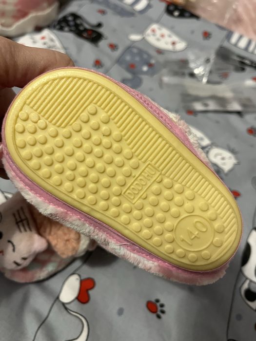 Дитячі тапочки