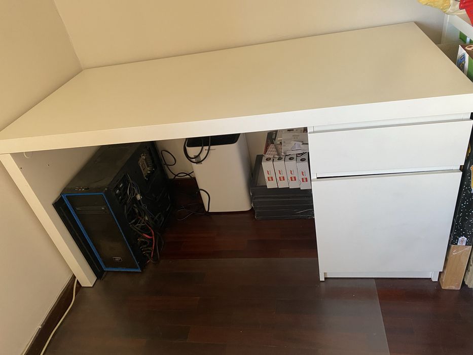 Secretaria MALM IKEA 140x65