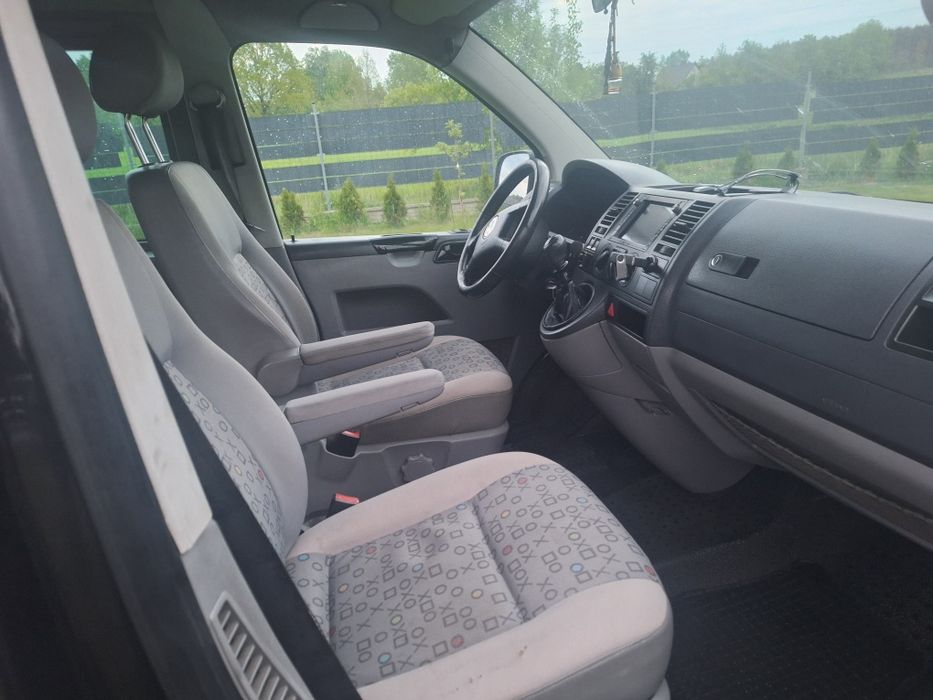 VW T5 2.5TDI 5 osób Long
