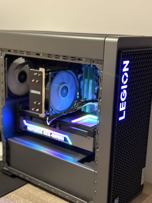 Lenovo Legion (RTX 4070 Ti/i7 13700F/32GB RAM/1 TB)