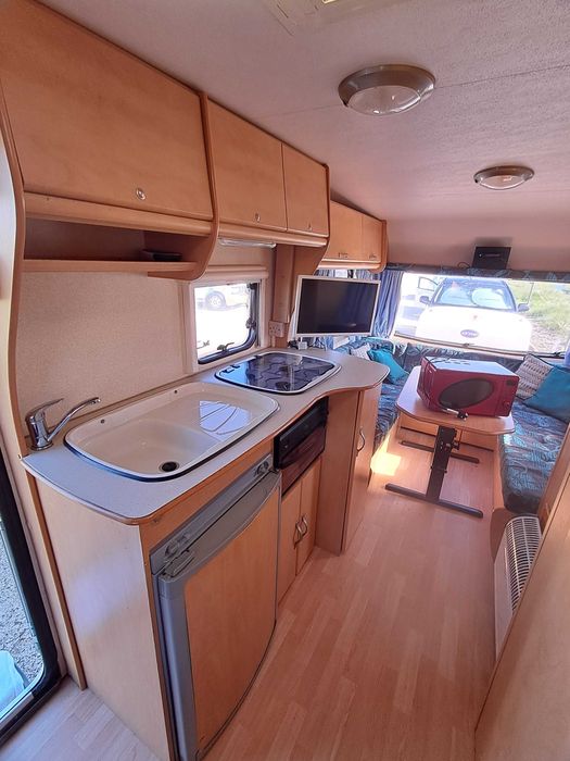 Caravana Inglesa Bailey discovery 100
