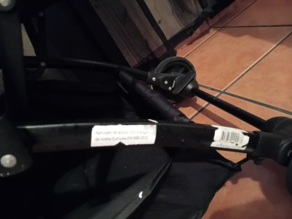 Carrinho Maxi Baby Aviator ideal para avião