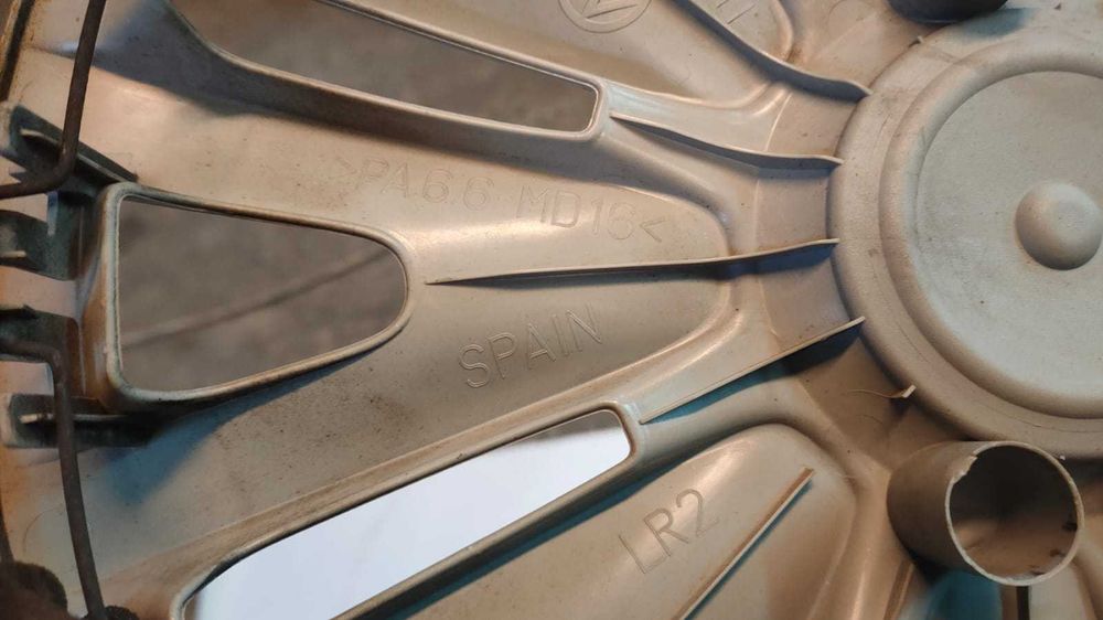 Колпак колесного диска 5K0601147H VAG,Golf r15