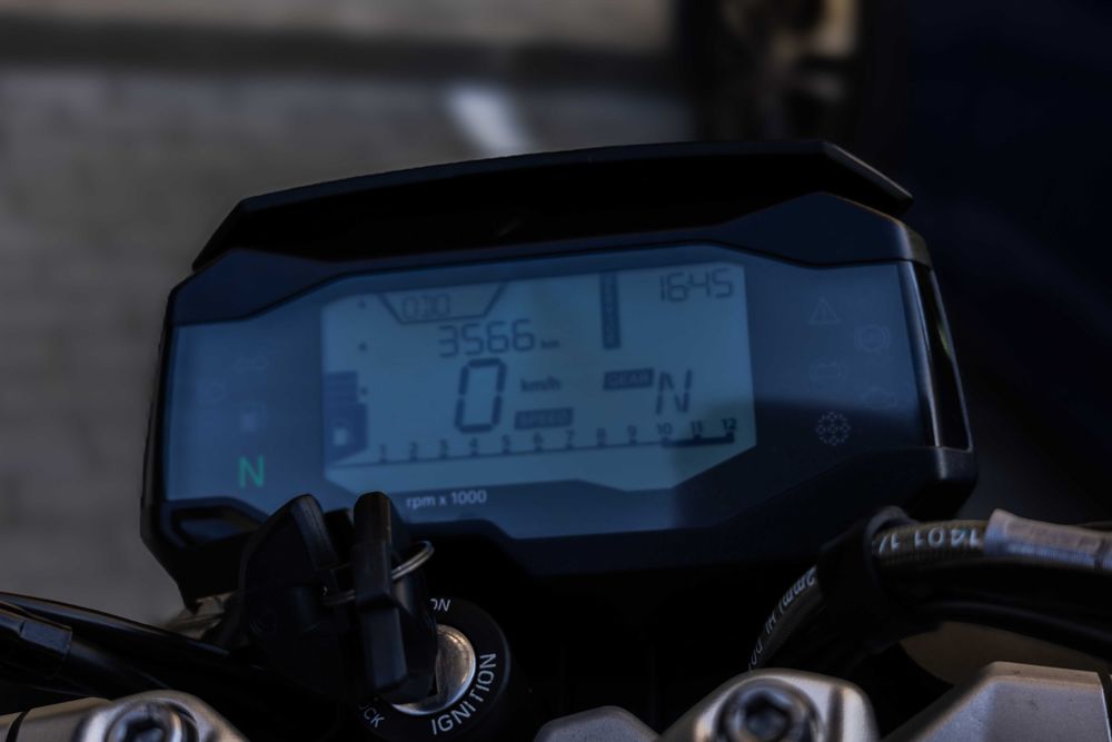 BMW G310R - Como Nova! Só 3.500kms!