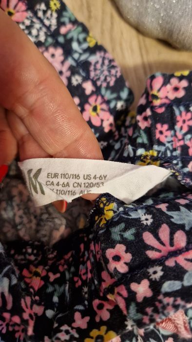 Krótkie spodenki szorty h&m r.110/116