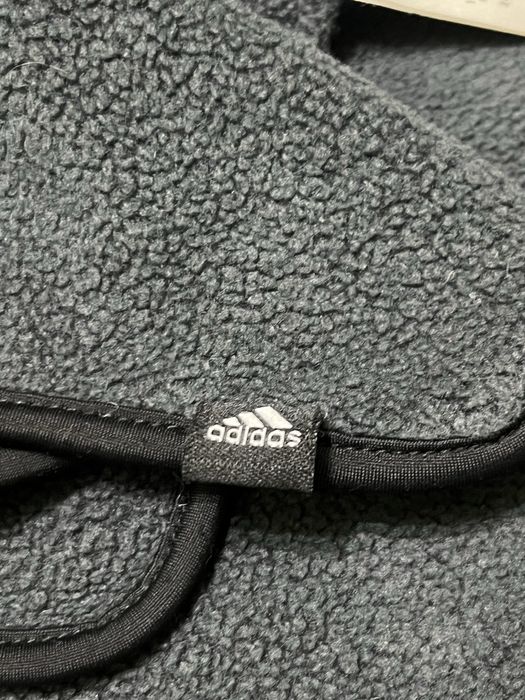 Adidas , флісовий шарф графітового кольору