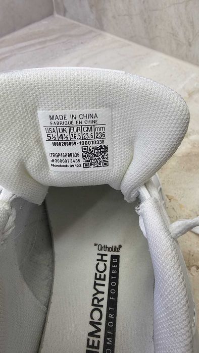 Buty sportowe Reebok, rozm 36,5 białe - jak NOWE