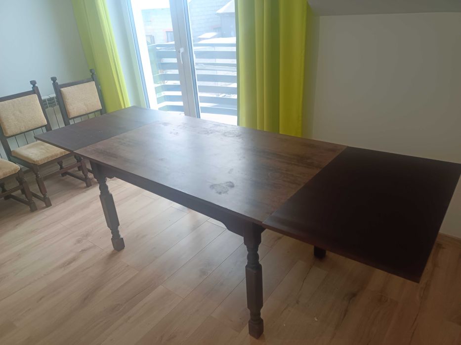 duży rozkładany stół z krzesłami drewniany 6 krzeseł solidny
