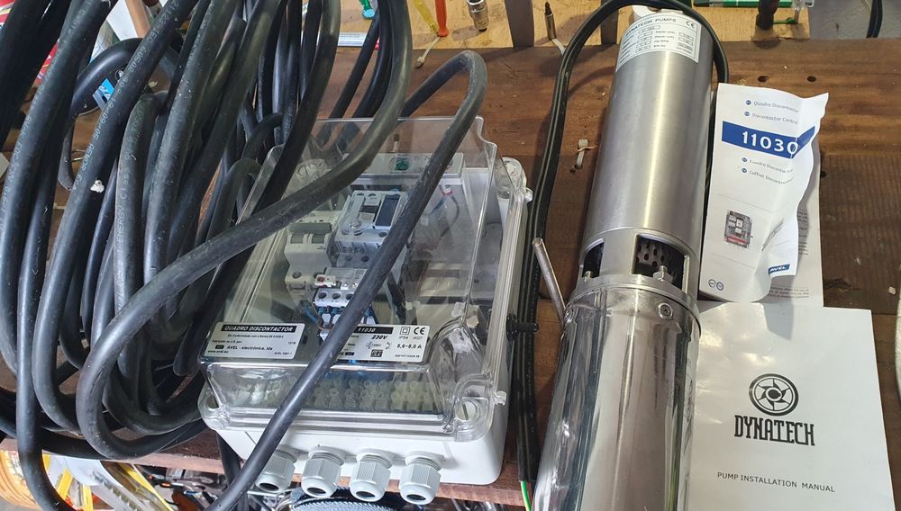 Bomba submersível Dynatech 1"1/2