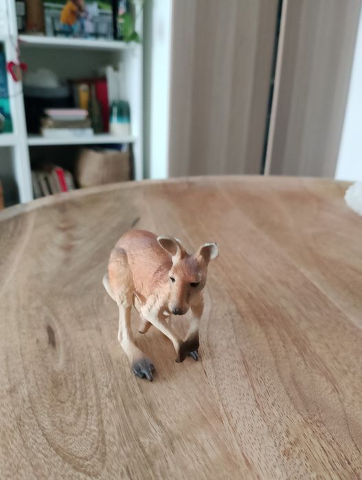 Schleich figurka kangur kangurzyca z mlodym