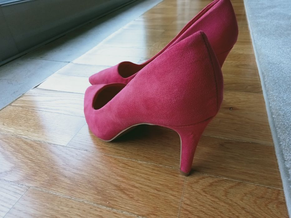 Sapatos em camurça cor-de-rosa Lefties_tamanho 38