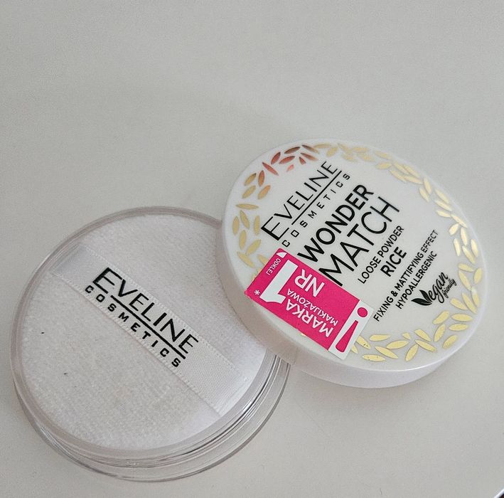 Puder sypki eveline