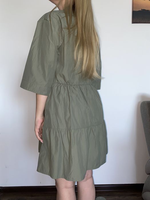 Khaki, koszulowa sukienka, Stradivarius