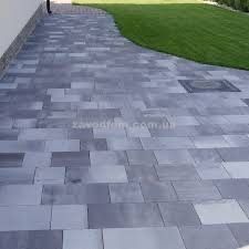 Укладка тротуарной плитки мастерами с большим опытом.