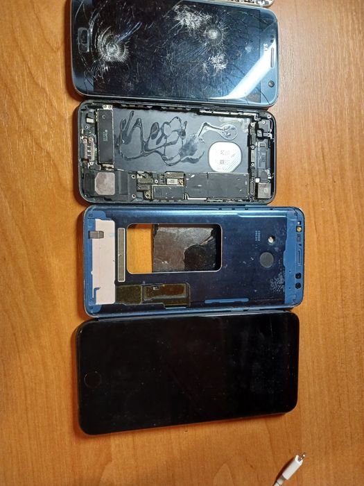 Лот iphone и samsung
