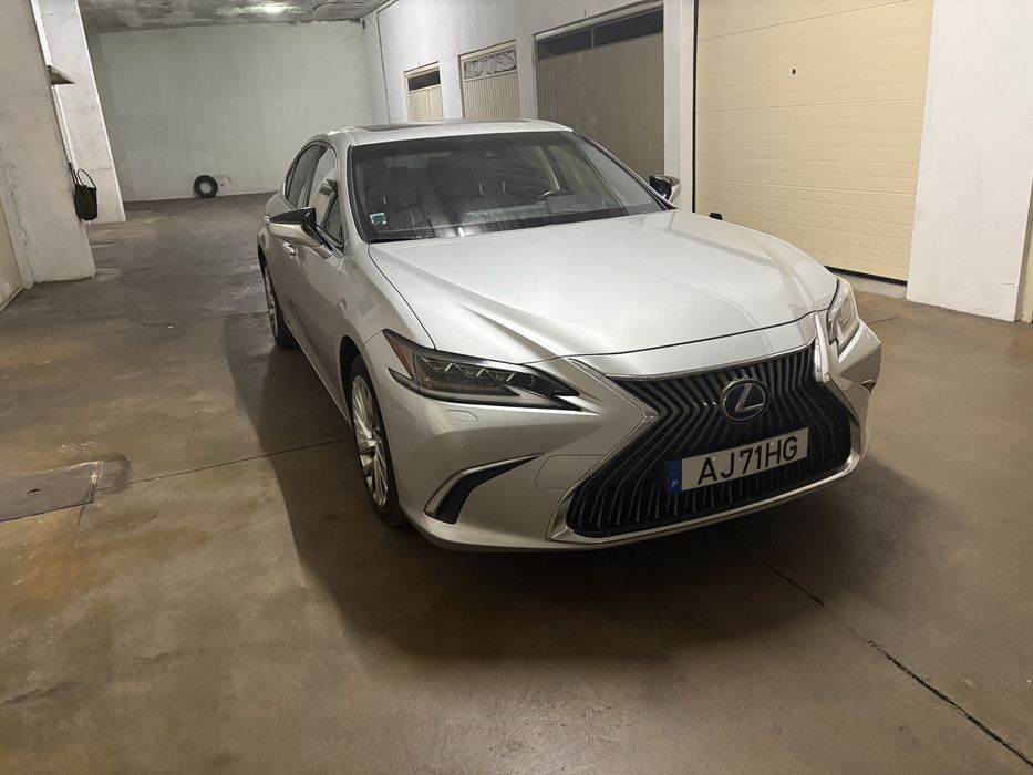 Lexus ES300h Luxury Line
