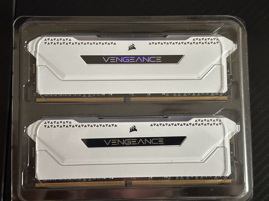 RAM Corsair Vengance RGB PRO SL 2x8GB 3600 MHz Cl18