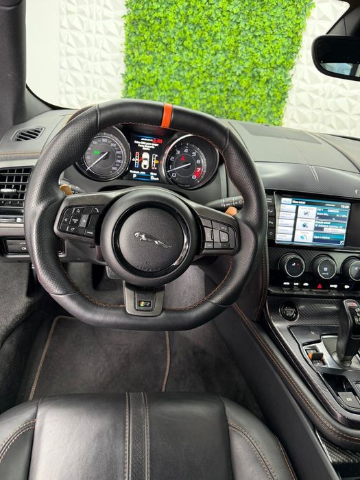 Jaguar F-Type 5.0 V8 S/C SVR AWD
