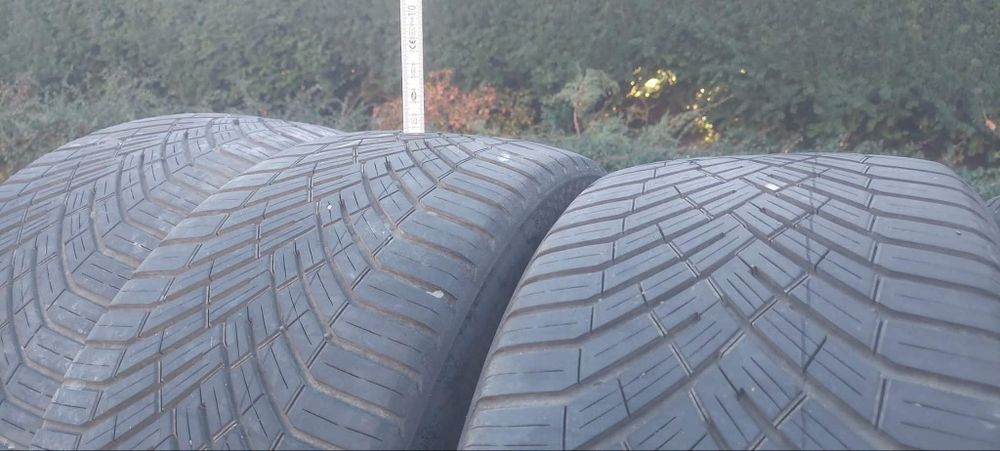 Sprzedam opony wielosezonowe Continental