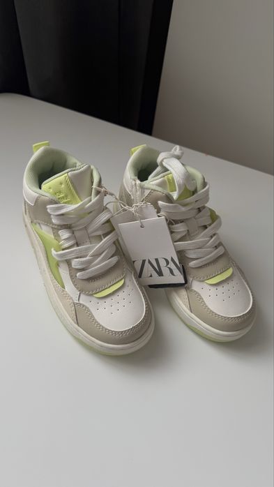 Кросівки дитячі Zara 29 розмір