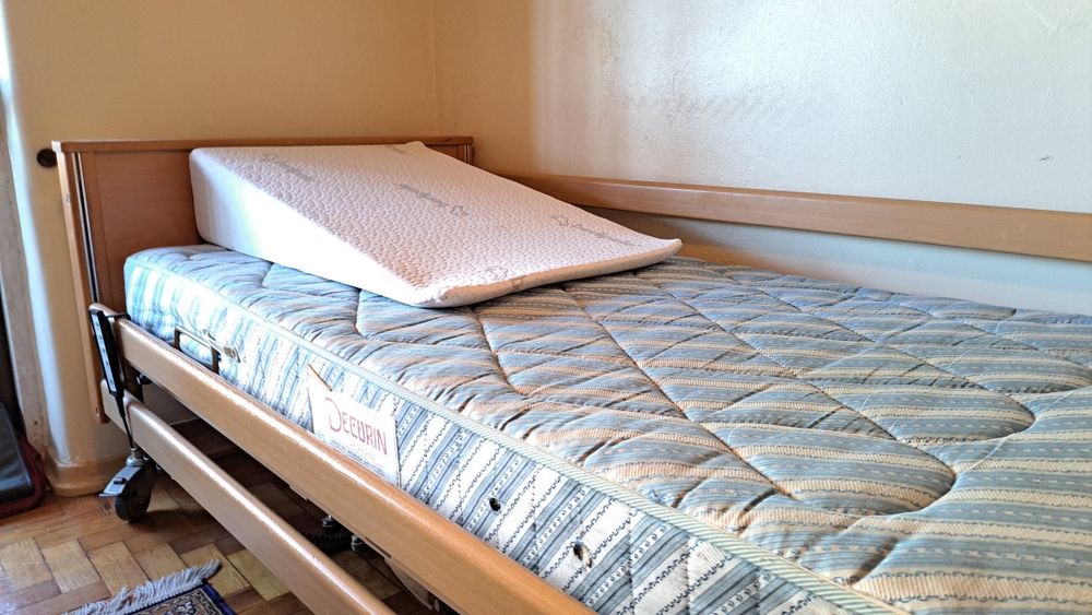 Cama articulada elétrica