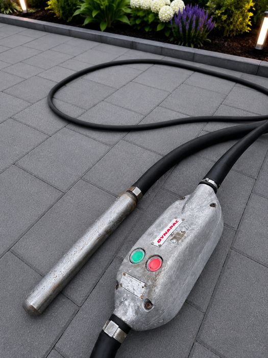 Buława wibrator pogrążalny DYNAPAC ATLAS COPCO 5 m import Norwegia jak nowy