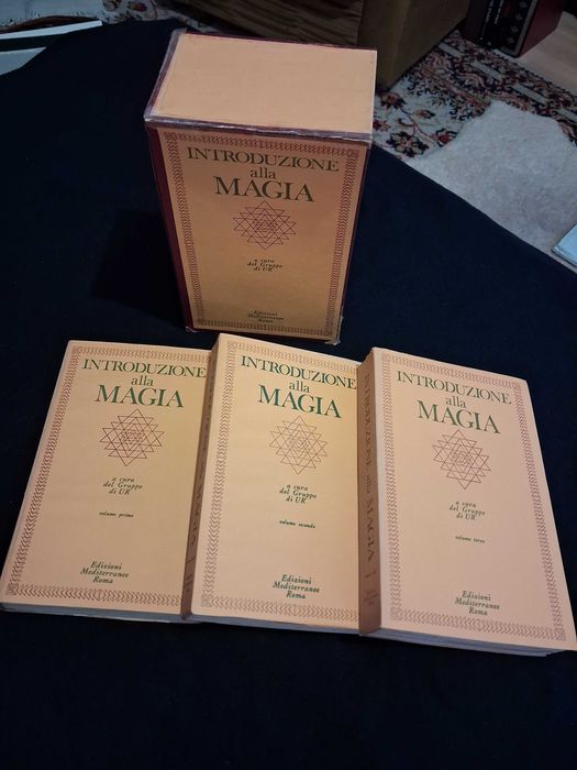 Introduzione alla MAGIA 3 volumes