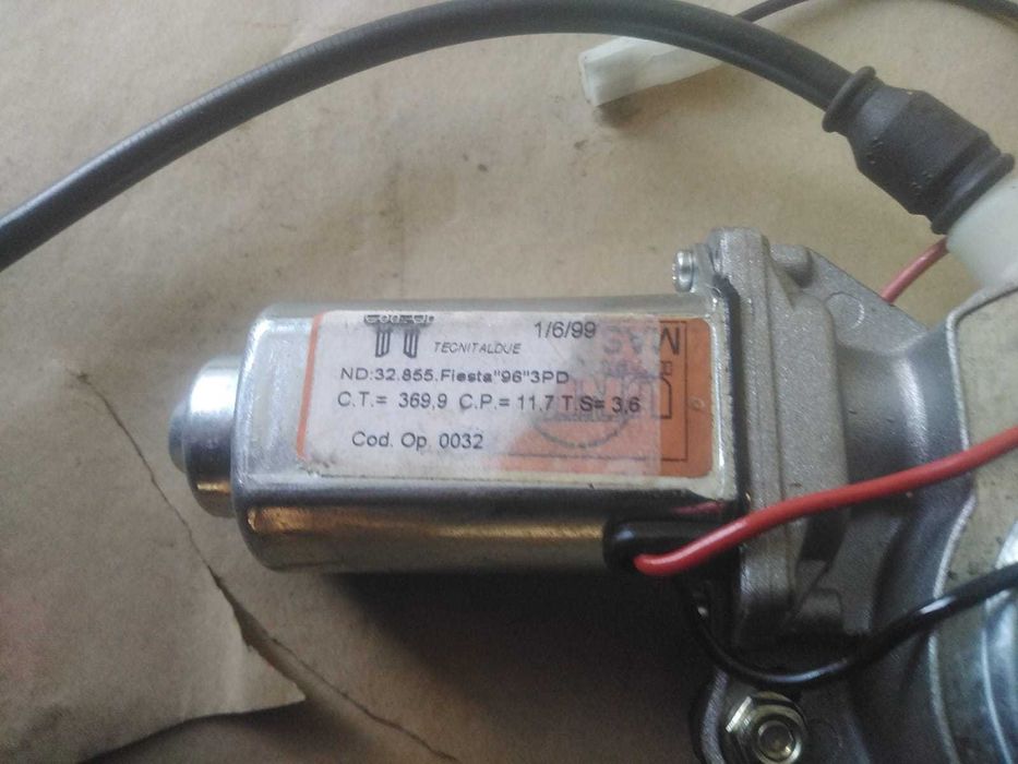 Elevador Elétrico NOVO 3 Portas Ford Fiesta Frente Direito 1996