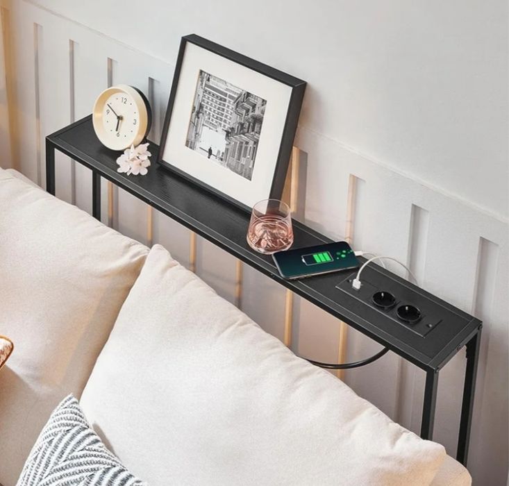 Konsola z wbudowanym zasilaniem, stolik.