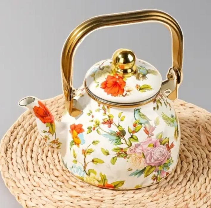 Chaleira em Esmalte