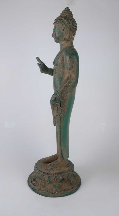 Escultura de Buda Caminhante 34 cm