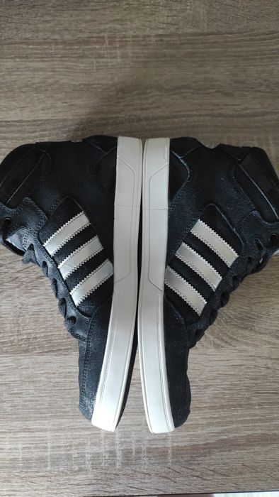 Високі кросівки (хайтопи) Adidas