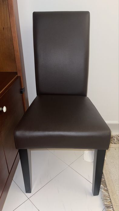 Cadeiras napa castanha
