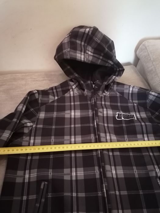 Куртка курточка ветровка демисезонная на флисе