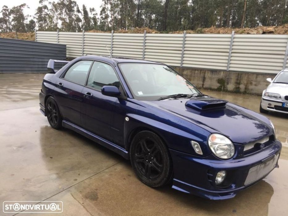 Subaru Impreza WRX 2.0 Turbo de 2001 para peças
