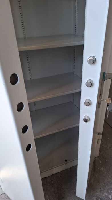 Szafa metalowa pancerna Konsmetal