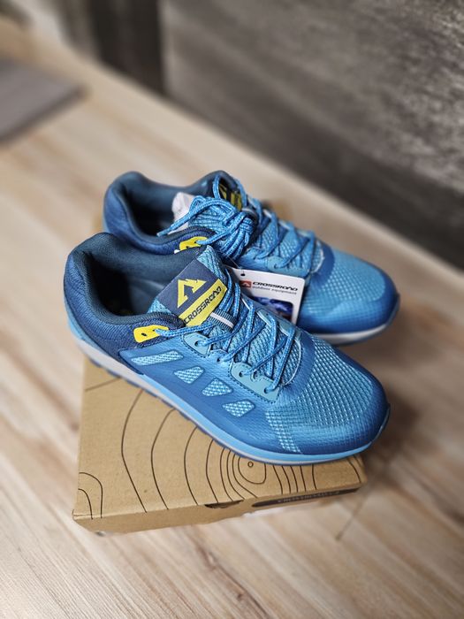 Buty damskie Crossroad 38