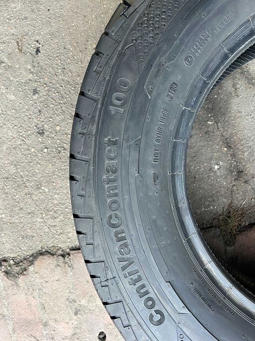Komp. Opon Continental 215/75R16 C Demo