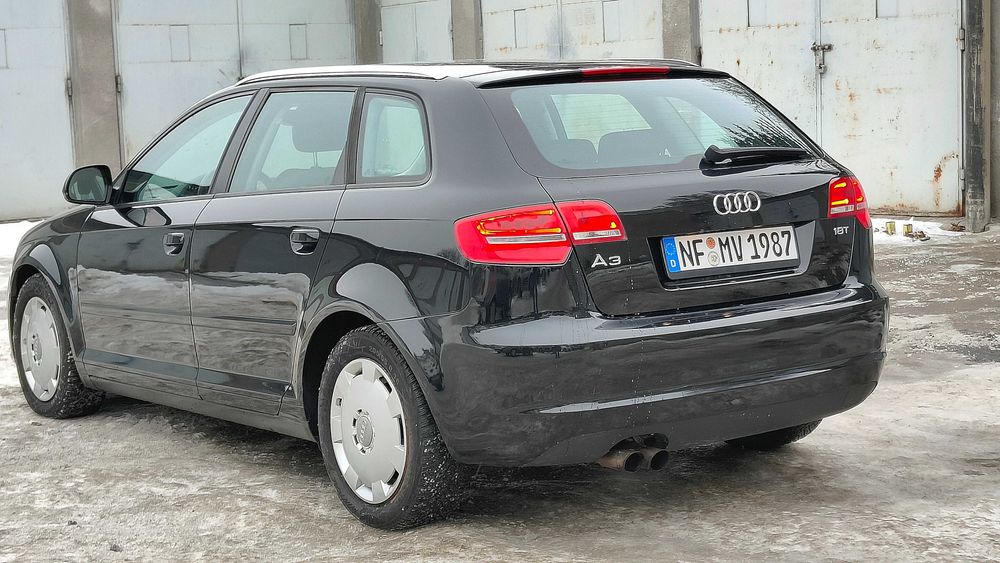 Audi A3 Sportback LIFT 1.8Turbo  // Xenon , LED //