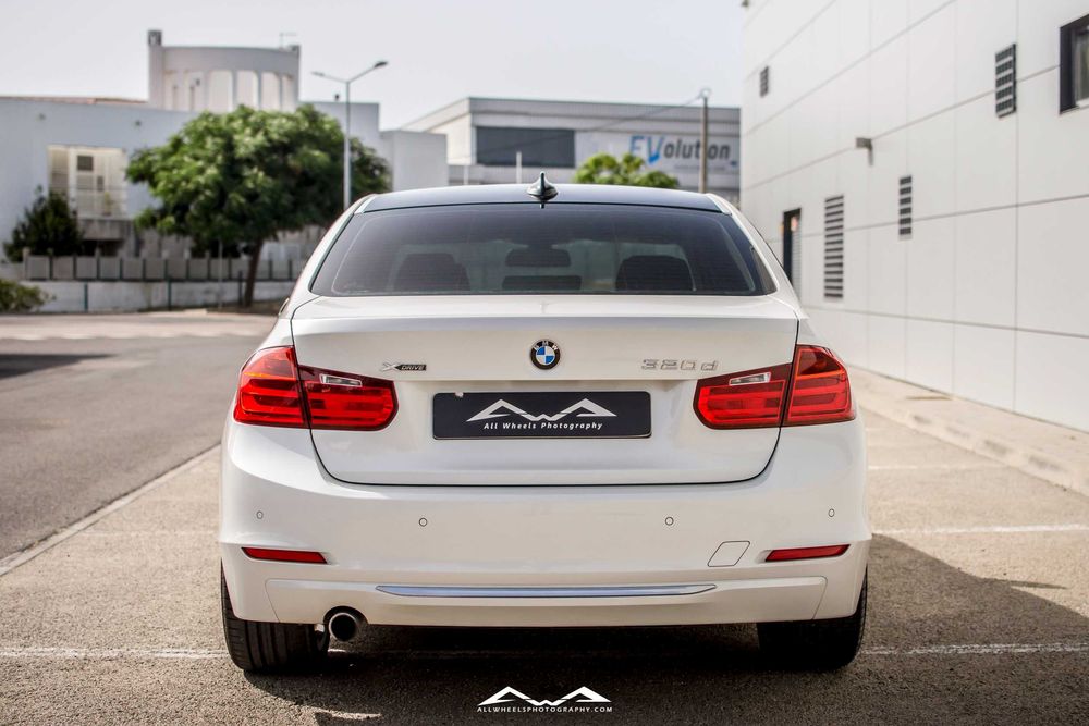 BMW 320d F30 xDrive – 184cv –  2014 – 13900€ Preço Fixo