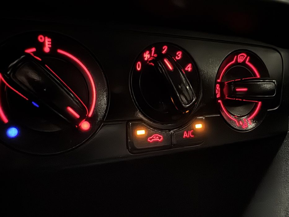 Volkswagen Polo Sedan 1.6 MPI 5МКПП 2017 р.в. (90 к.с)