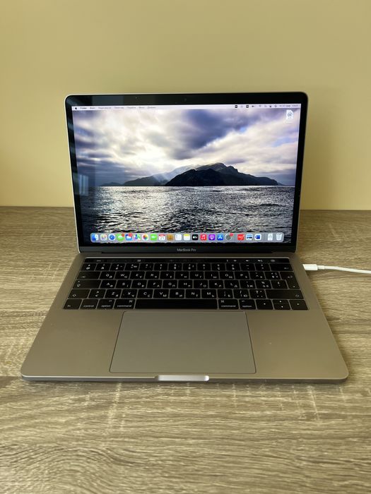 macbook pro 2016 i7 - Купить электронику - Цены на OLX.ua