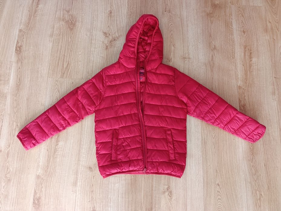 Kurtka wiosenna czerwona 146