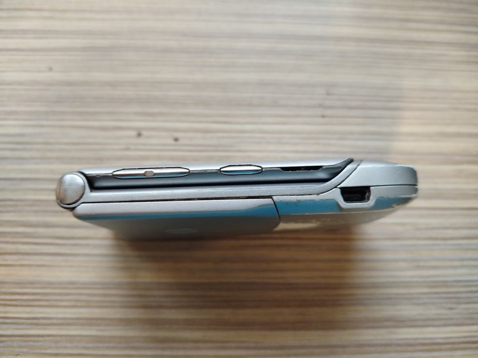 Sprzedam motorolę v3