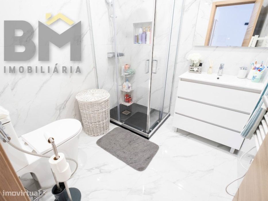 Moradia T4 com jardim em Castelo Branco