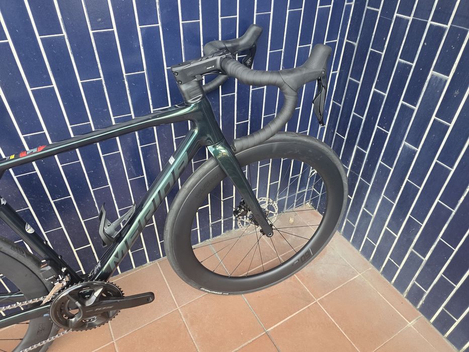 Merida com 105 di2 e rodas carbono nova
